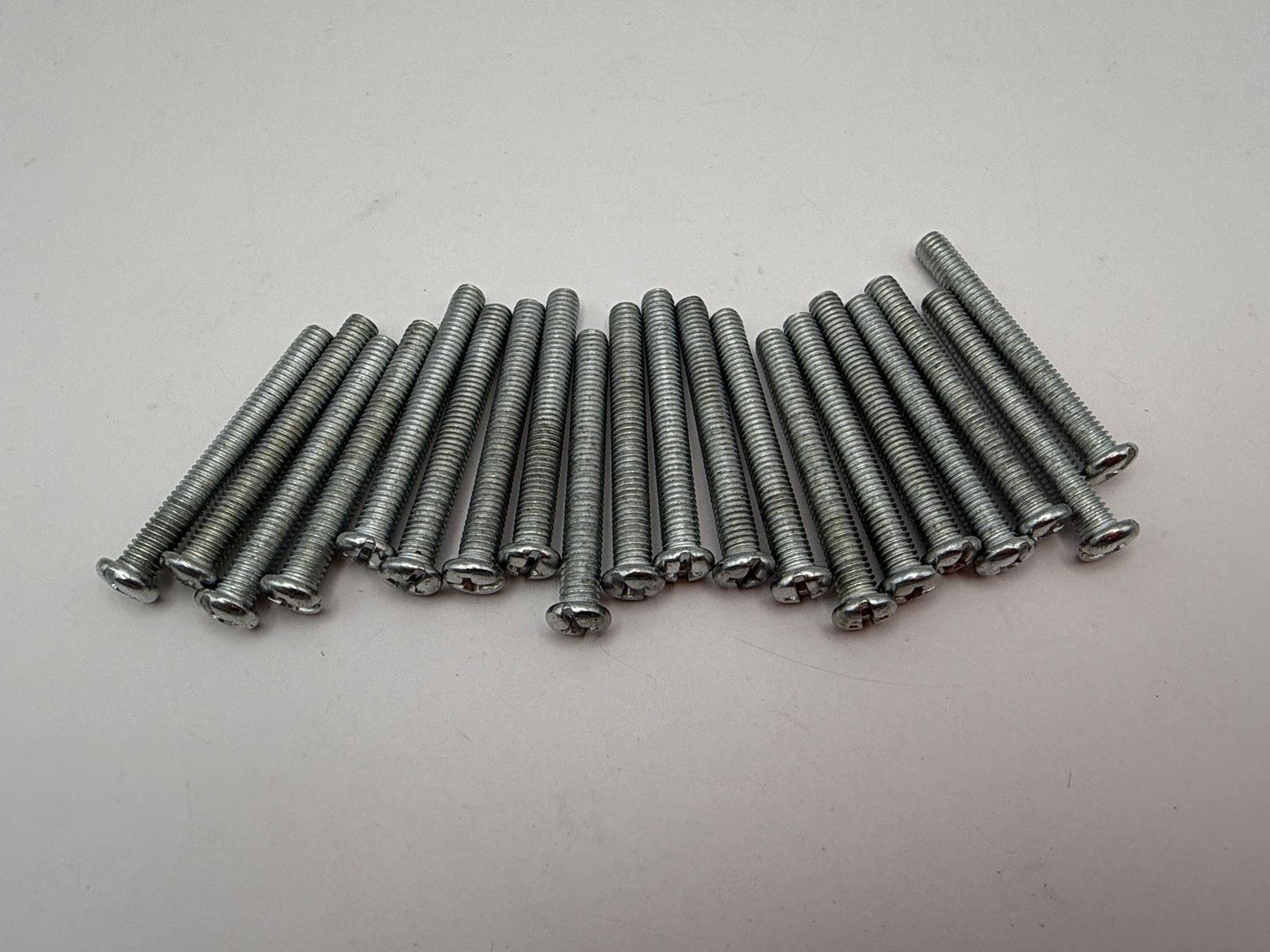 Screws Pan Head 5mm x 40mm(Pitch 0.80mm) Per 20