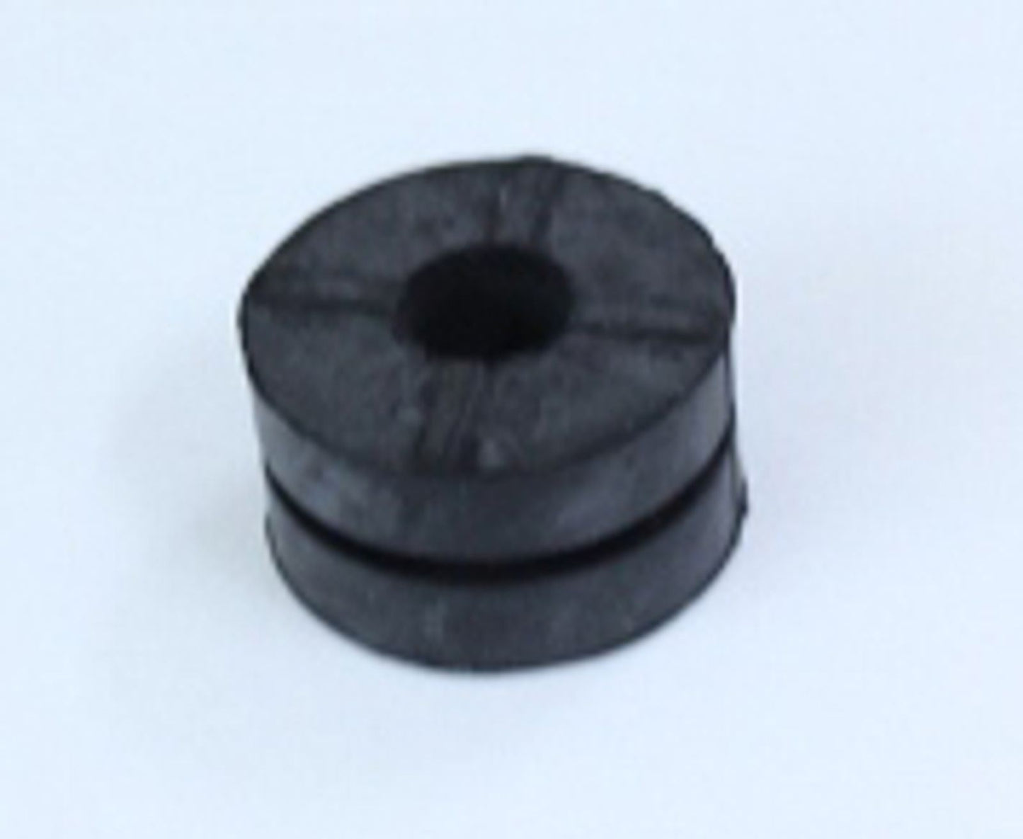TourMax Grommet OD 24mm x ID 9mm x Width 14mm (Rubber) OE Ref: 19051-KRN-000