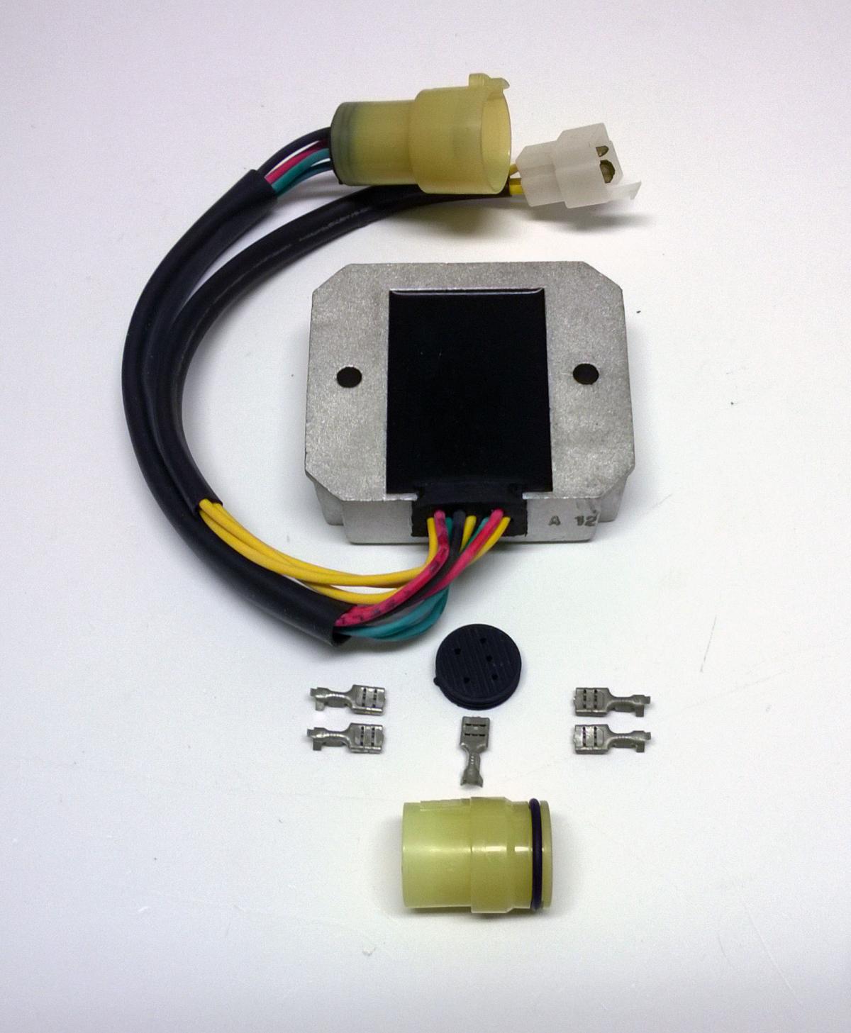 REGULATOR 31600-MV1-003 Honda XRV750 Africa Twin